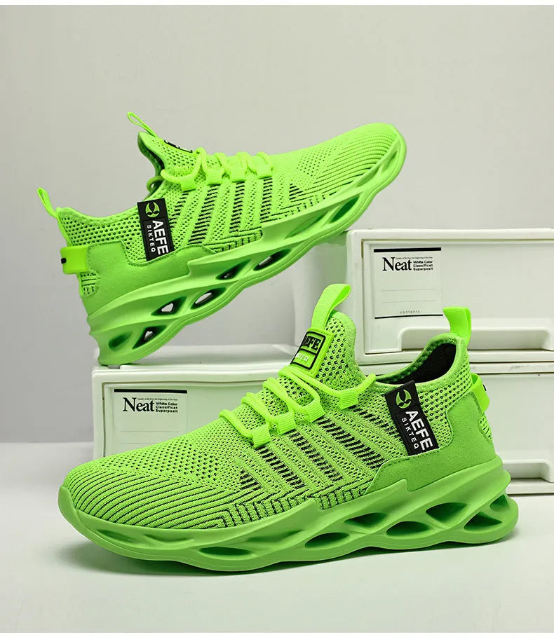 Men's black mesh casual running shoes with cross-strap design and round toe in Korean style