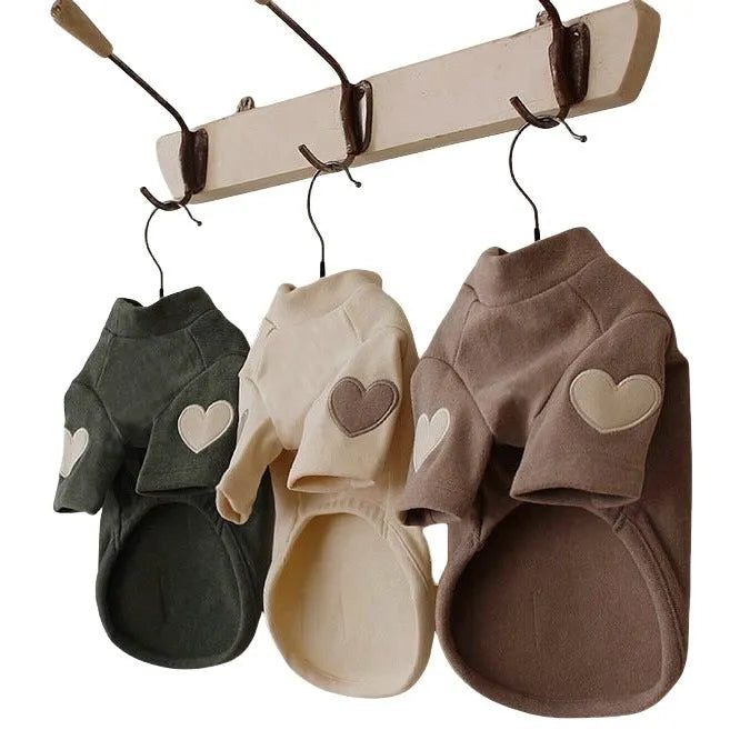 Polyester dog sweater in beige, pink, dark green or brown, sizes XS to XL, with base embroidery for autumn and winter.