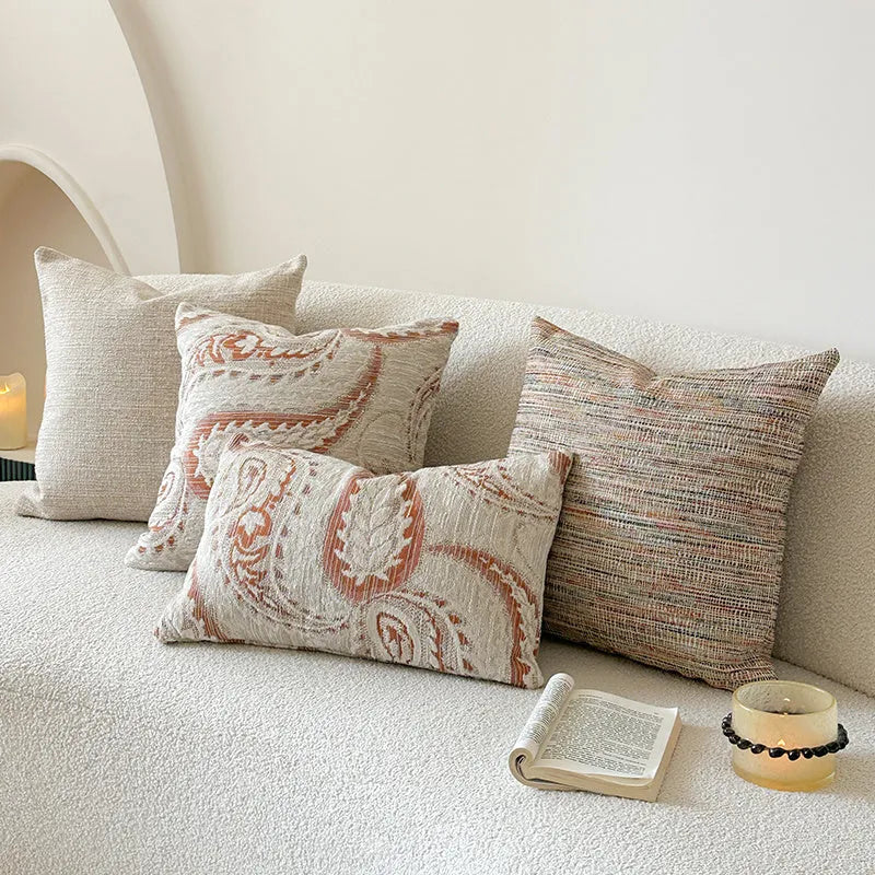 American-style yarn-dyed jacquard sofa cushion with paisley pattern in amber colour, dimensions 45x45cm and 30x50cm