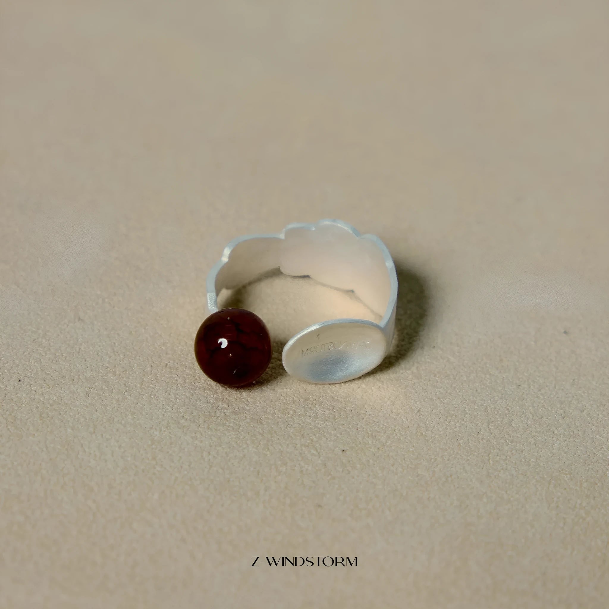 Small round spoon stewed pork design alloy ring and bracelet set with electroplated finish