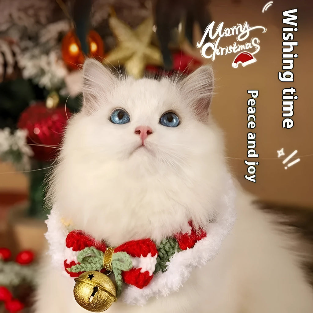 Christmas pet scarf for dogs and cats in woollen material with festive patterns