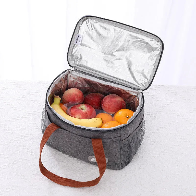 Crossbody thermal insulated picnic bag in Oxford cloth with 15 litre capacity