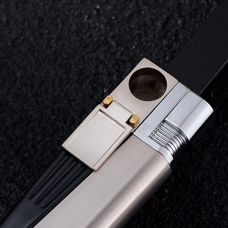 Pipe lighter with zinc alloy body, integrated stash compartment, and metal flap cover, measuring 9.2cm in length
