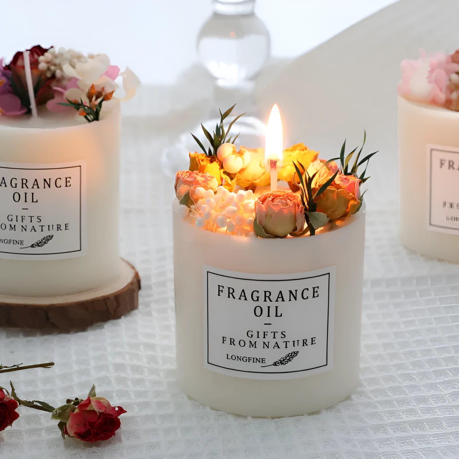 330g dried flower aromatherapy candle in solid form with optional gift box packaging