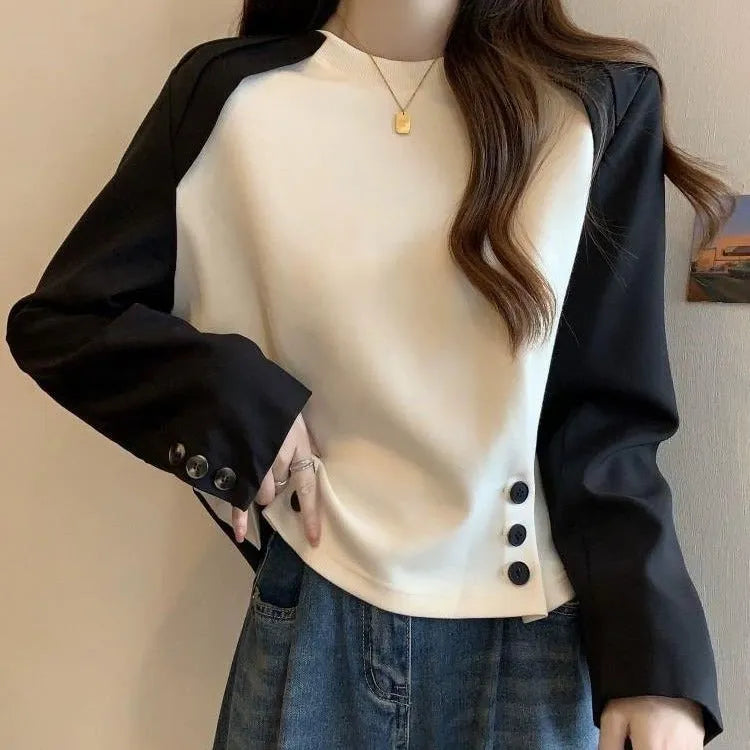 Long sleeve T-shirt in grey or beige, loose fit, slimming belly-covering design, sizes S to 4XL, 100% polyester.