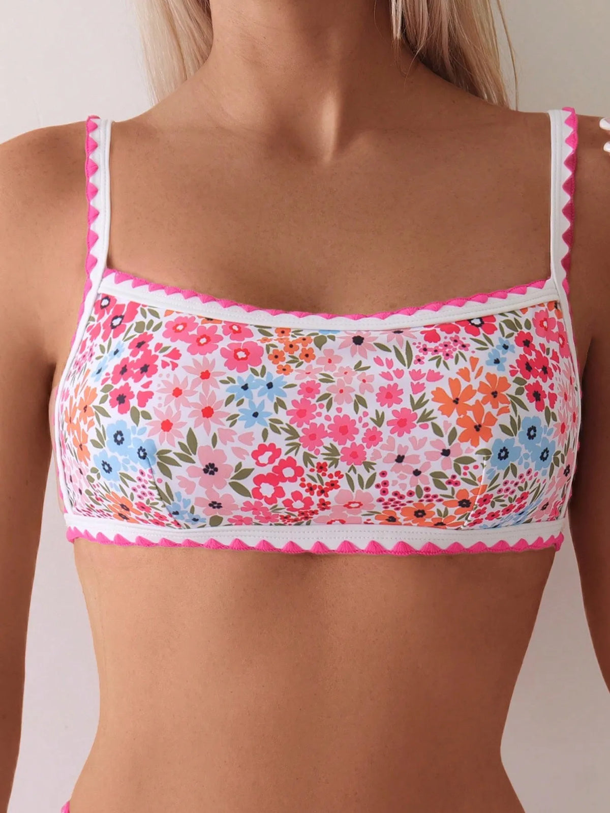 Women's lace-up front printed bikini in polyester fabric for swimming