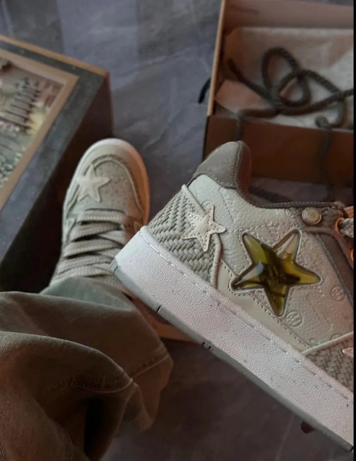 Small Crowd Original China-Chic Star Shoes in green with star pattern, low-top design, and rubber sole