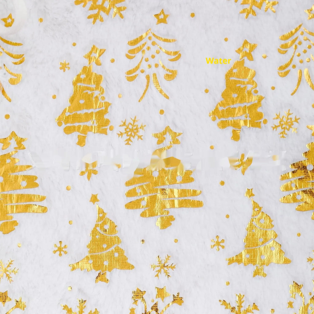 Gilding Snowflake XINGX plush Christmas mat showing festive designs in available sizes from 78cm to 150cm