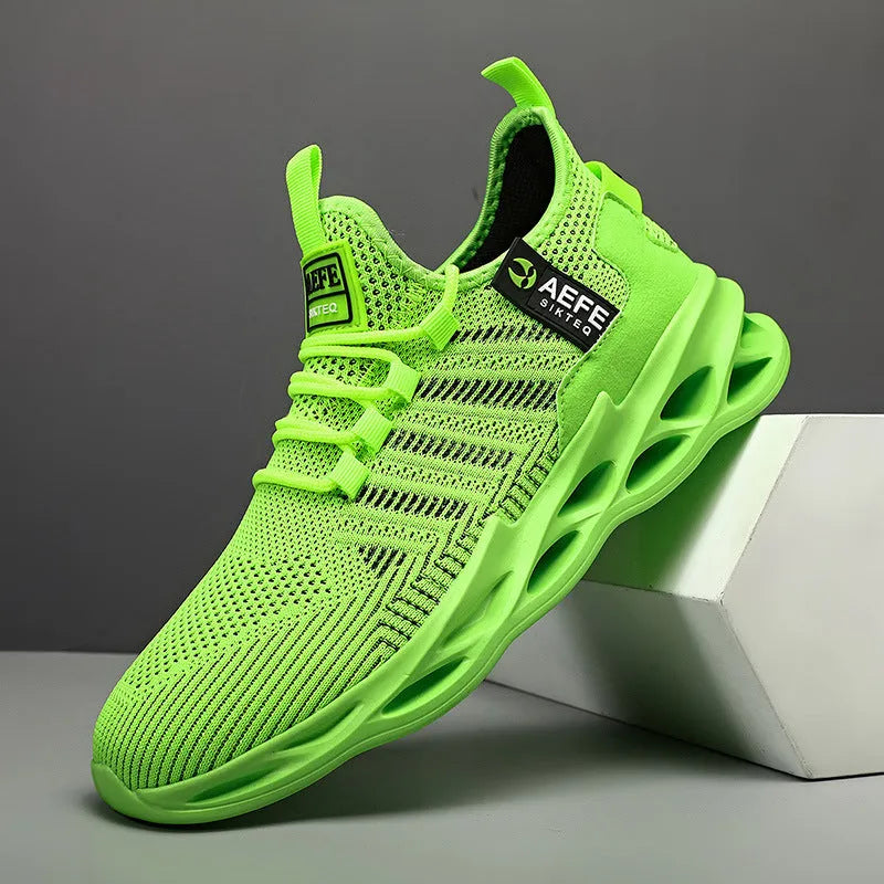 Men's black mesh casual running shoes with cross-strap design and round toe in Korean style