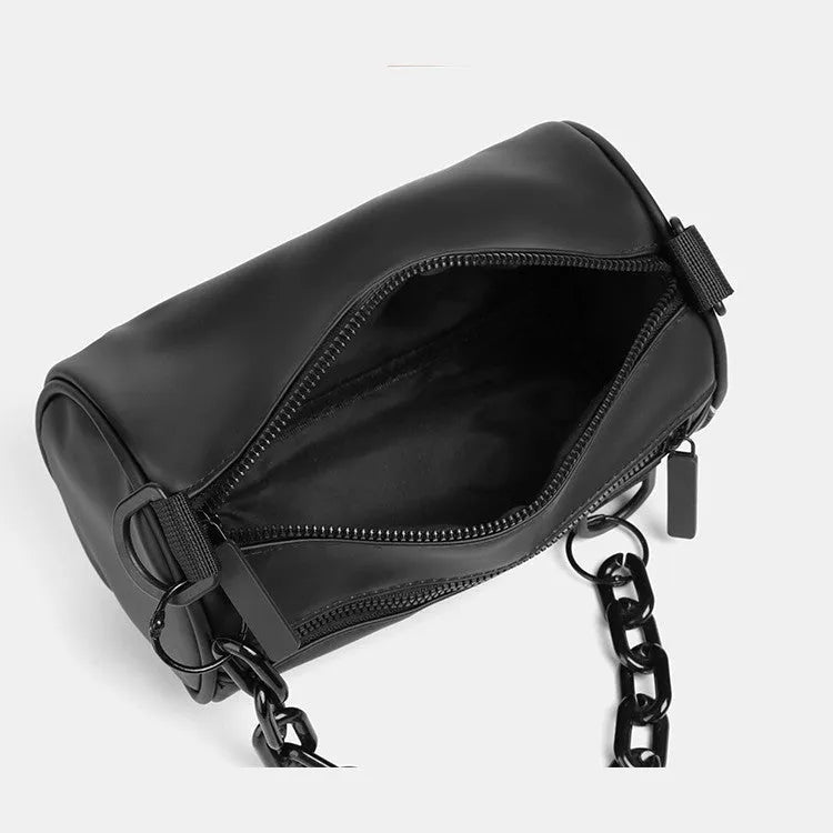 Casual messenger bag in Oxford cloth with chain detail and single-shoulder strap