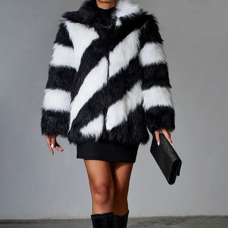 Women's lapel contrast colour faux fur coat with attached fur collar, 50cm length in polyester fibre