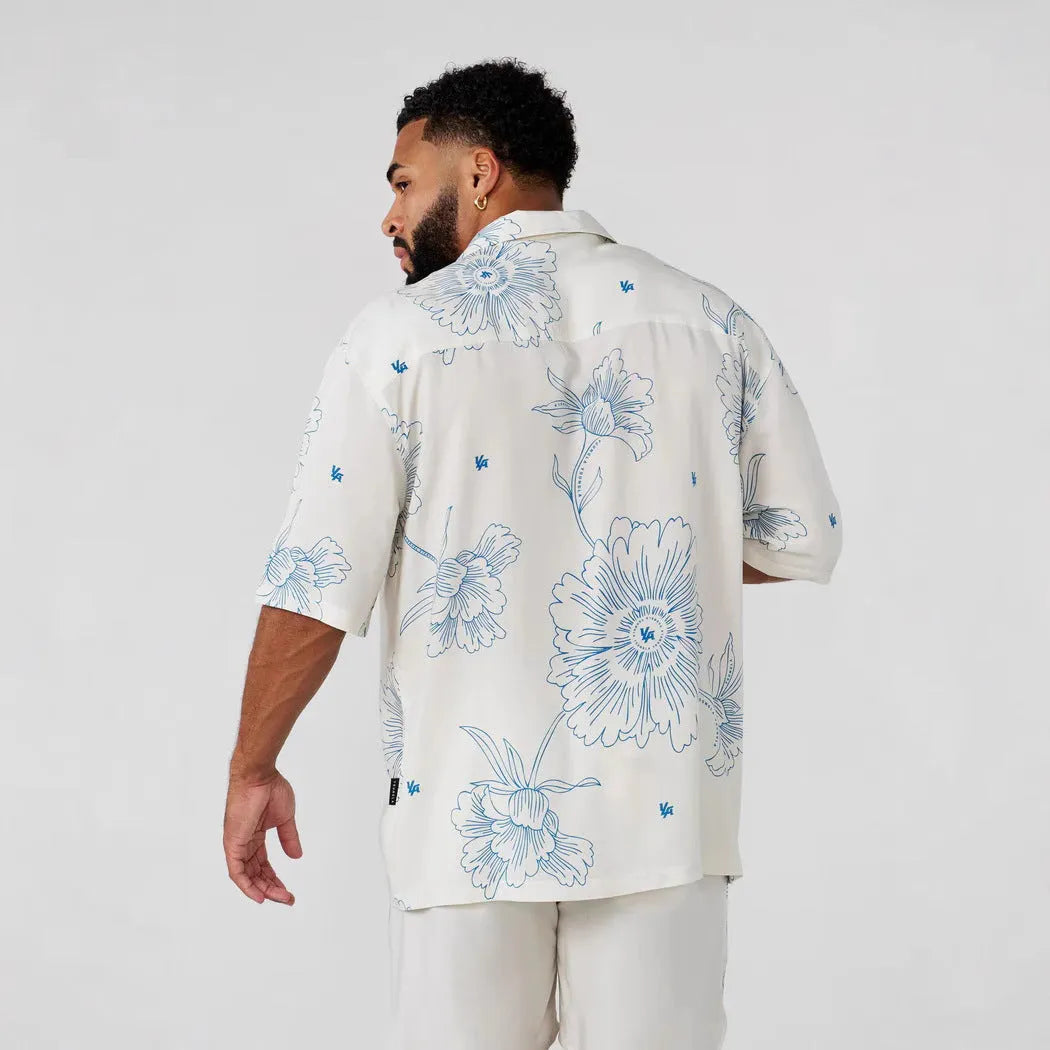 Printed floral pattern loose short sleeves top with cardigan style on male model