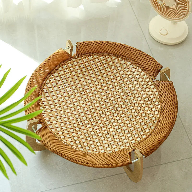 Brown woven rattan pet hammock measuring 46x46cm with 17.5cm elevation off ground