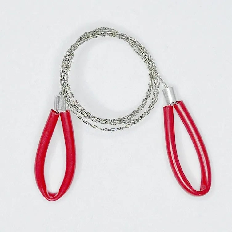 Outdoor survival steel wire saw with hand leather case, 68cm length, 7.7g weight, black and red colour options