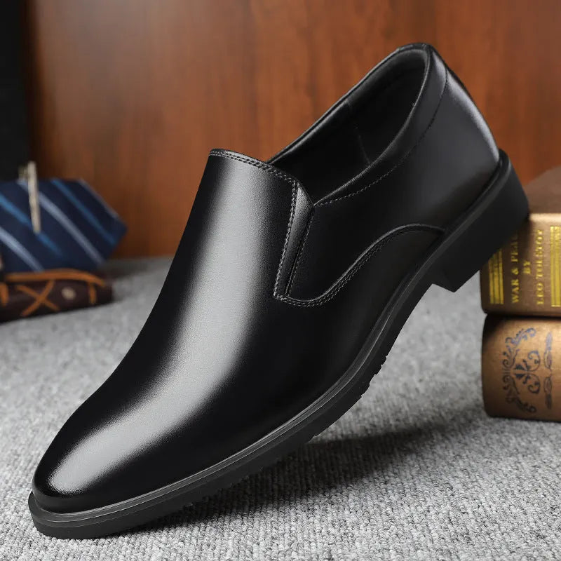 Men's black leather business casual slip-on loafers with leather toe cap and rubber sole