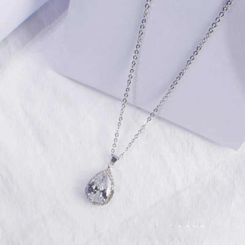 Water drop rose gold rhinestone necklace with adjustable chain and geometric pendant in multiple colours