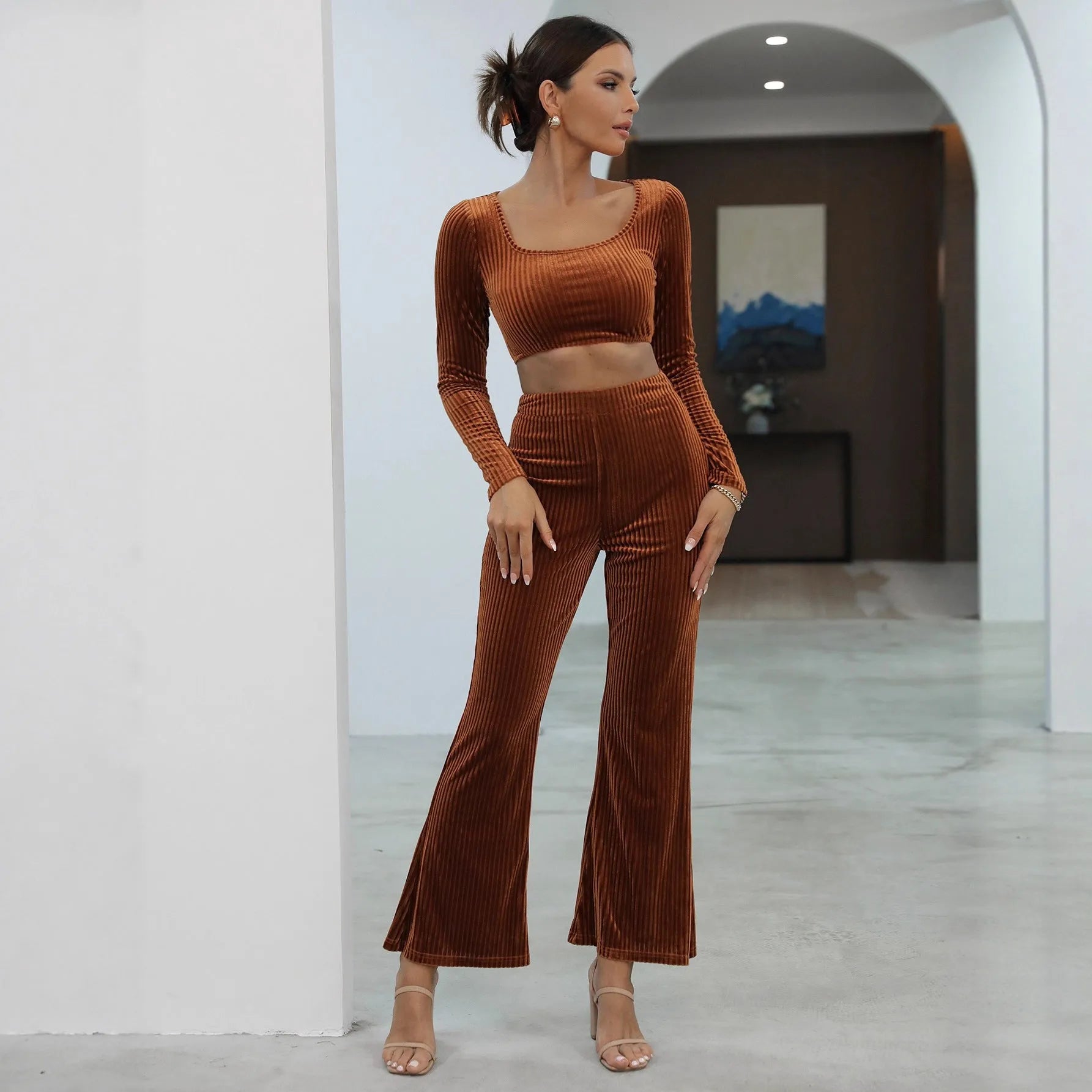 Long sleeve caramel sweater set with top and trousers, spandex blend fabric, sizes S to XXXL
