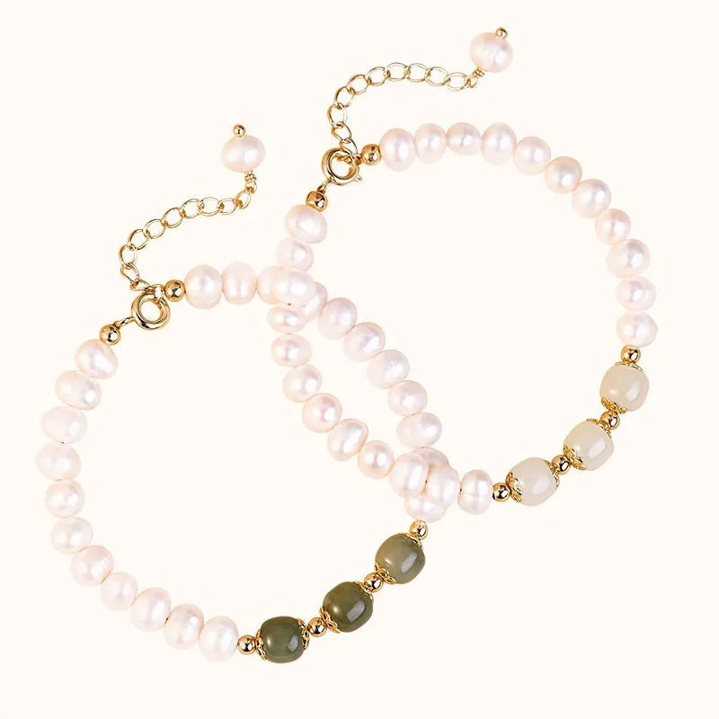 Diamond-shaped freshwater pearl bracelet in Hetian jade colour with Korean style design and adjustable clasp