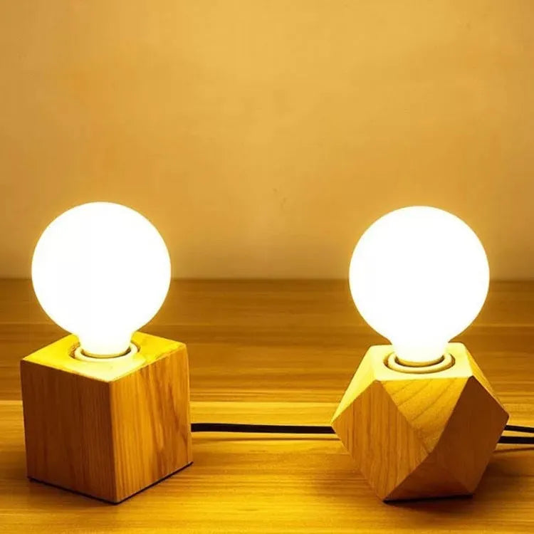 Retro wooden lamp holder measuring 75x80mm with hanging wire, available in square or diamond designs