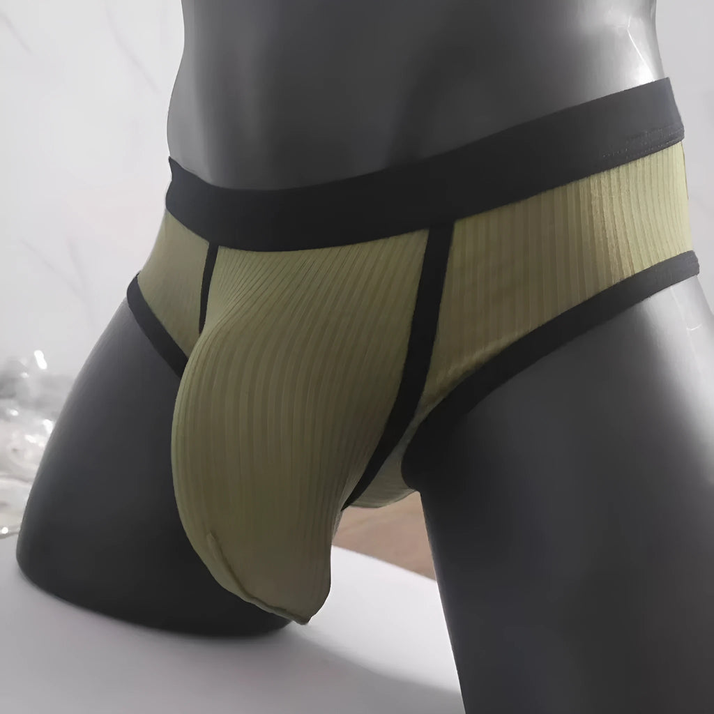Men's triangle breathable U-shaped underwear in viscose fabric showing solid colour options