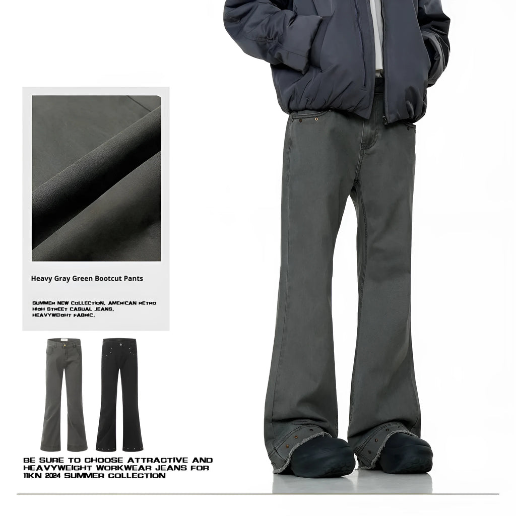 American retro straight-leg jeans in black cotton with horn-shaped leg openings and mid-waist design