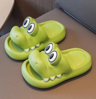 EVA animal pattern parent child sandals in pink, green, yellow and blue colours for family outdoor use