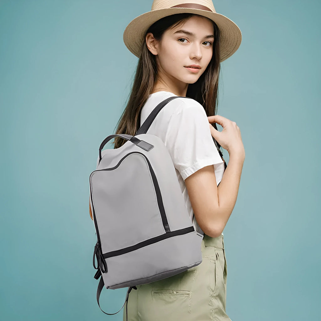 Marco Leideng lightweight Oxford cloth backpack in solid colour with 20L capacity