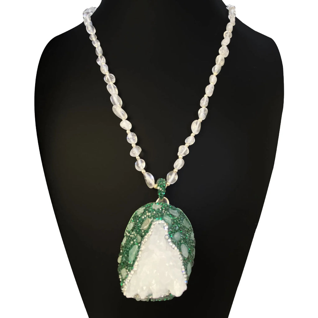 Crystal bud pendant necklace for women with transparent crystal bud, melon seed chain and geometric leaf design, 61-70cm